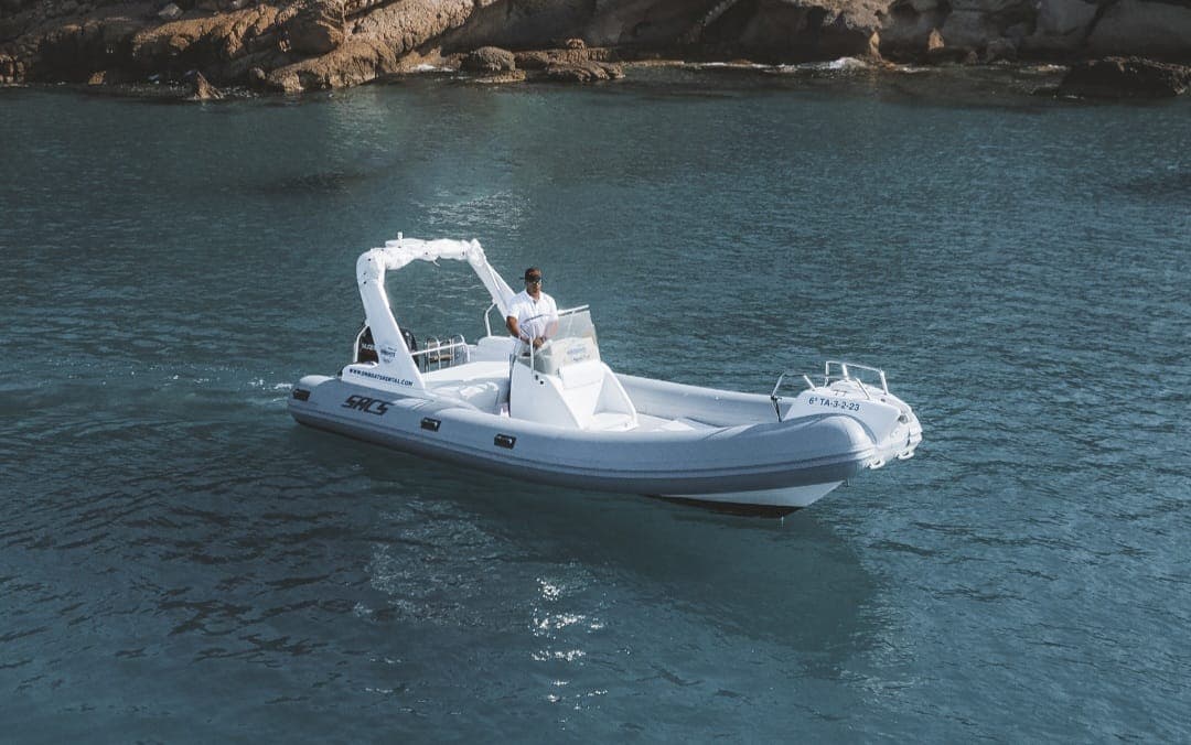 Onboats rental - Alquiler de embarcaciones con o sin patrón, chárteres de pesca y excursiones náuticas