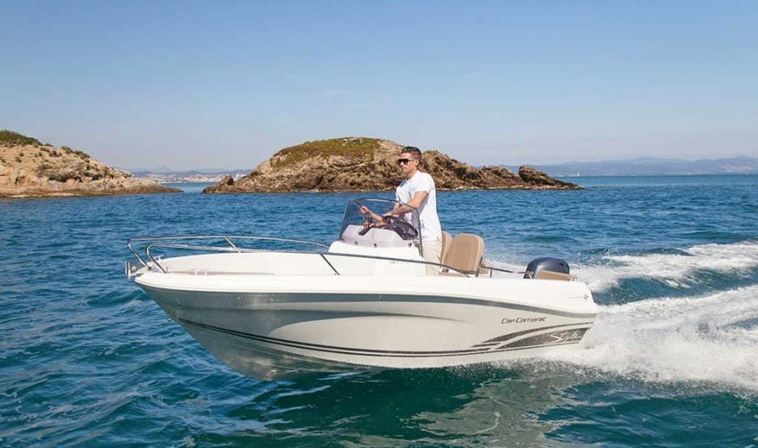 Alquiler de embarcación – Jeanneau Cap Camarat 470 Opcional con patrón – OnBoats Rental