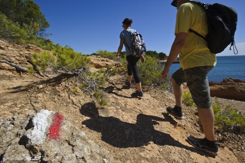 Ruta del GR-92 de l'Ametlla de Mar a la "Cala de l'Áliga" - Donde los pinos se enamoran del mar