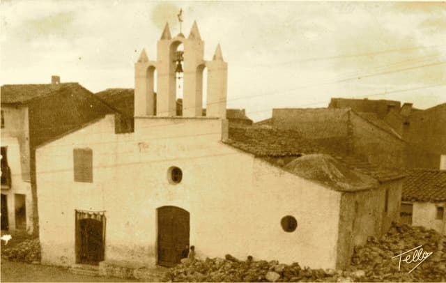 4. "Plaça de l'Esglèsia" (Ruta histórica de l'Ametlla de Mar)