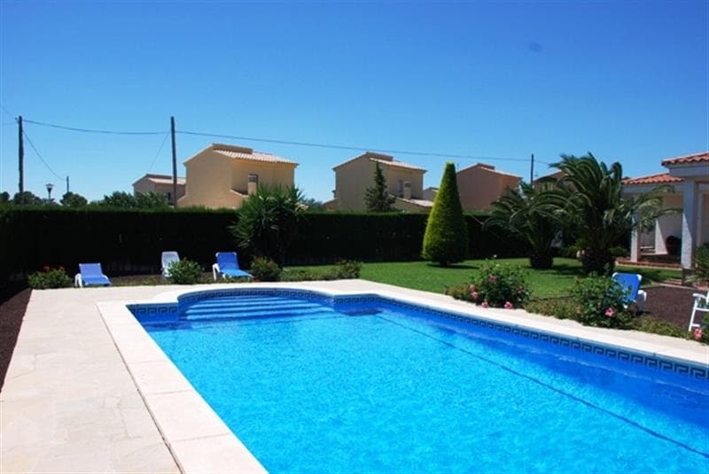 Villas Nova Ametlla