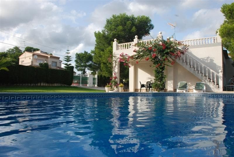 Villas Nova Ametlla
