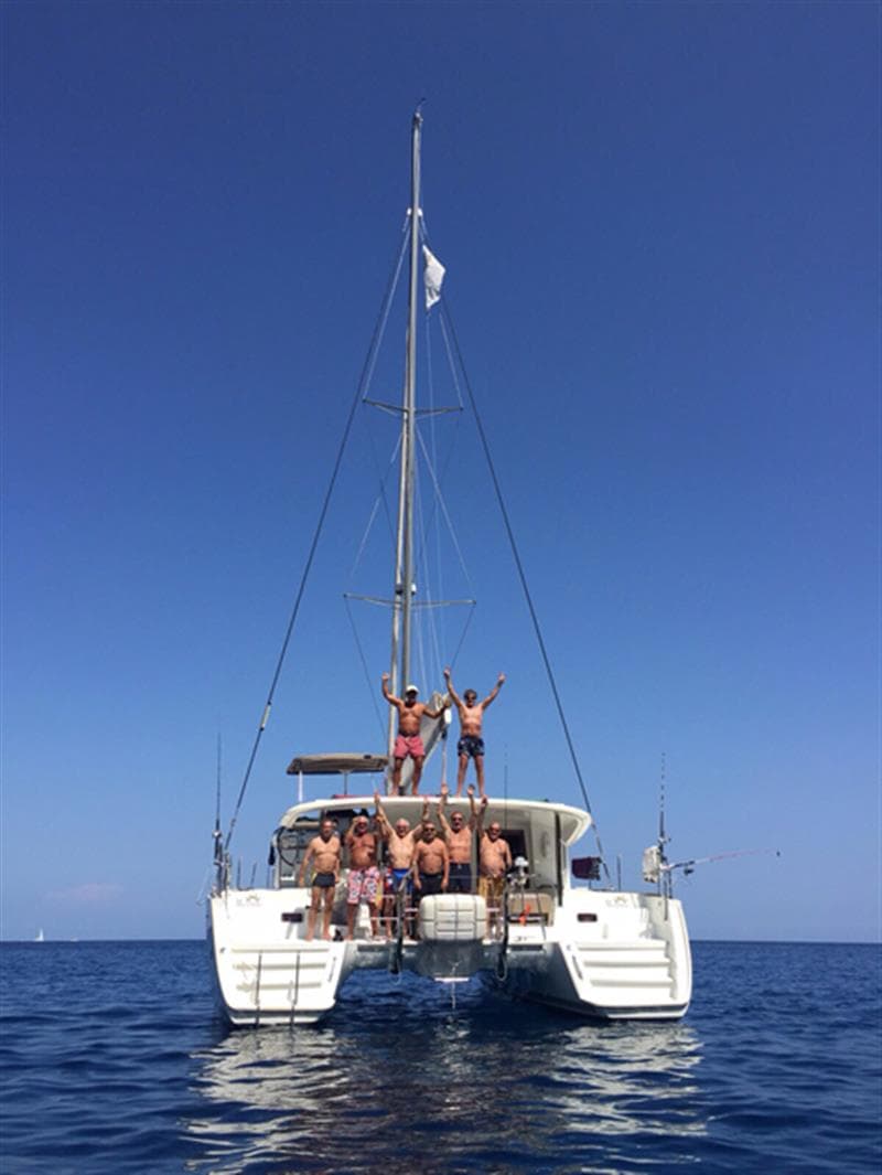 Dia de Xàrter, catamarà a vela, capacitat per a 12 pax - Cataexperience