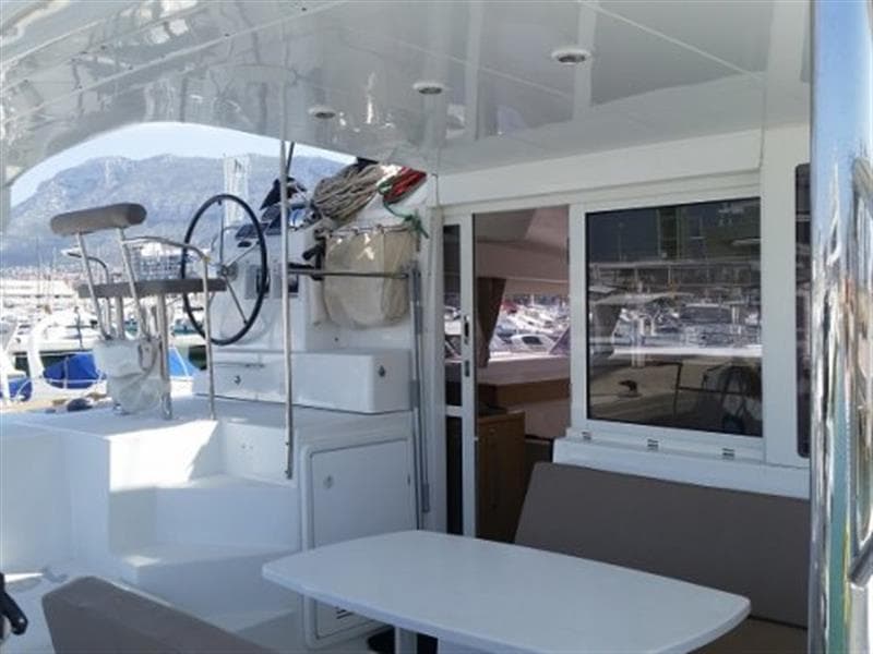 Dia de Xàrter, catamarà a vela, capacitat per a 12 pax - Cataexperience